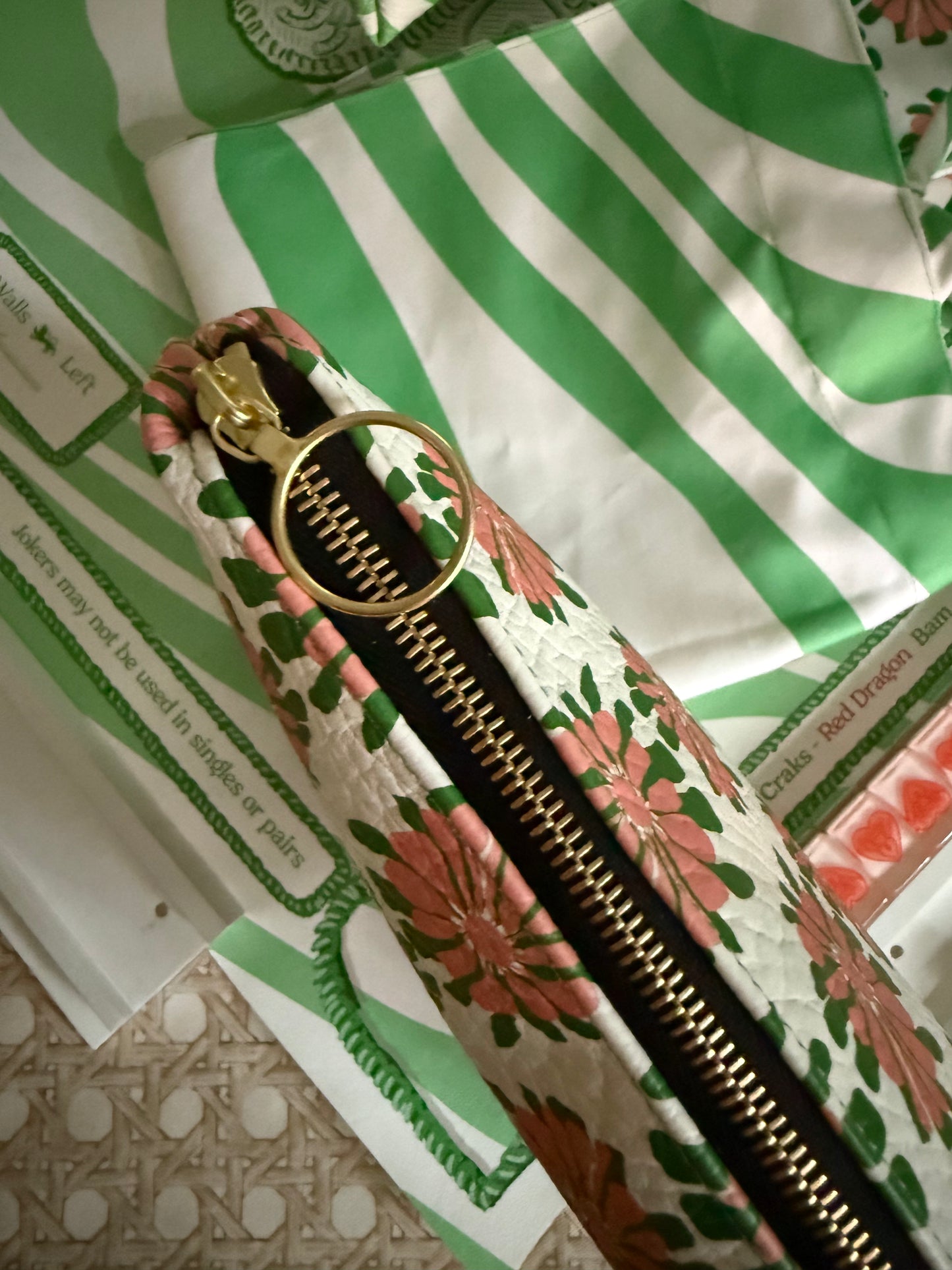 Roomy Leather Tile Bag - KATY'S VINTAGE HAWAIIAN DRESS